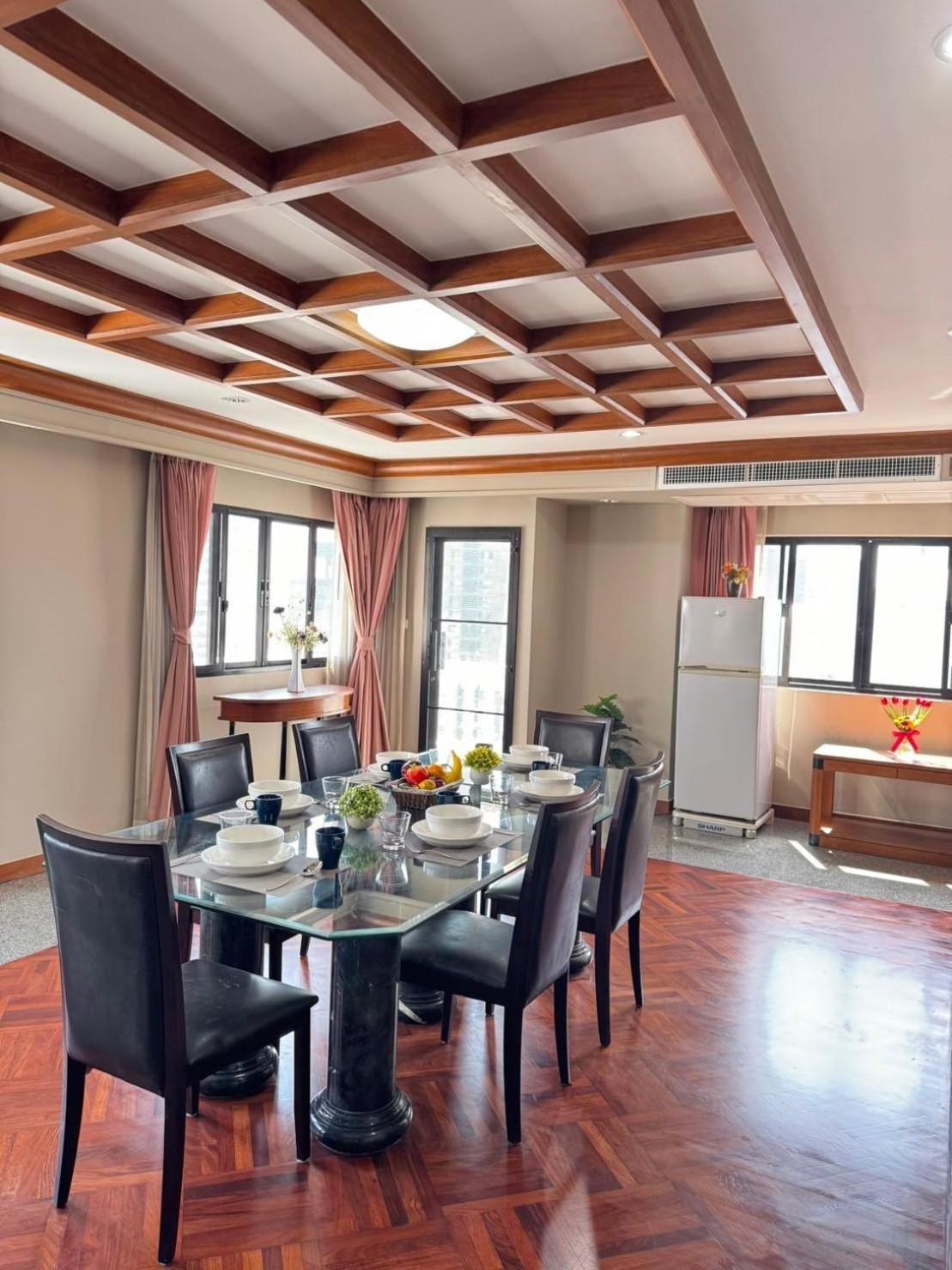 United Tower Thonglor By Aspira Apartment Банкок Екстериор снимка