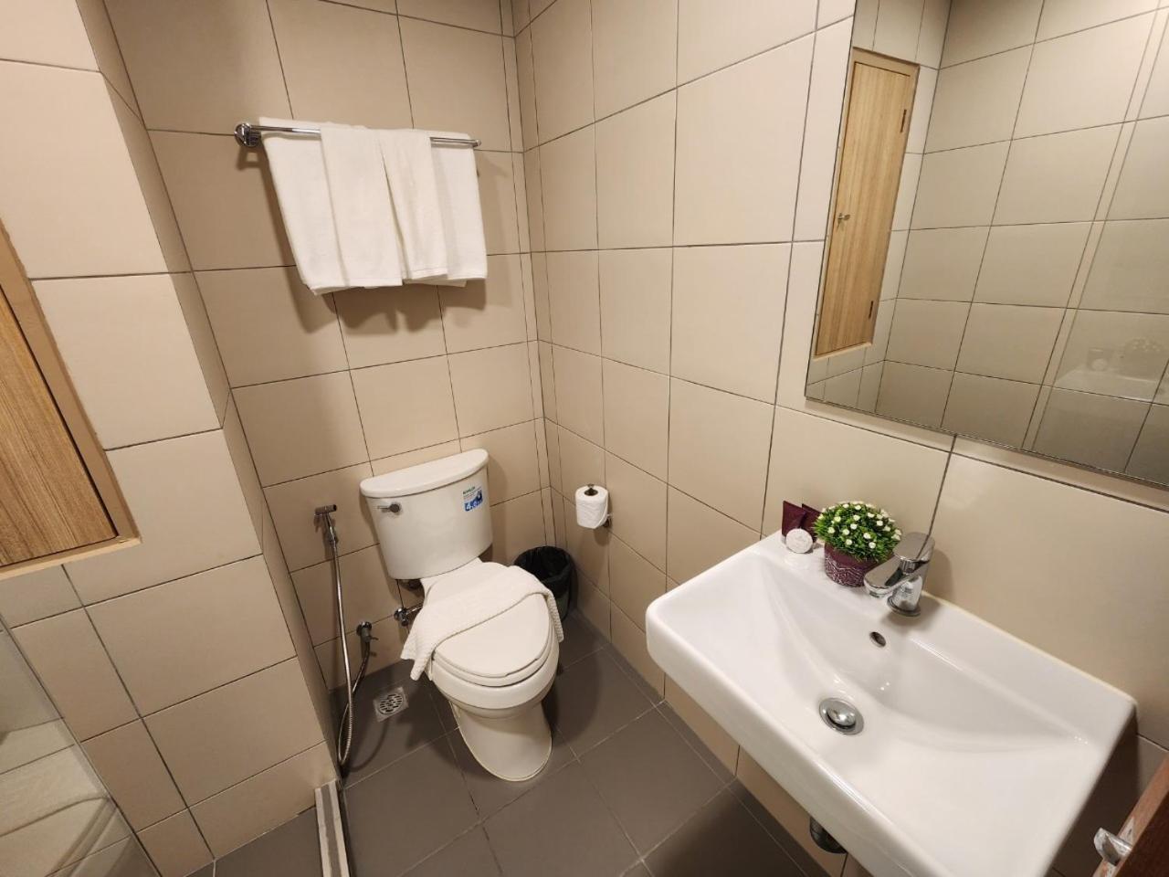 United Tower Thonglor By Aspira Apartment Банкок Екстериор снимка